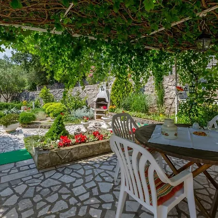 アパート Ella ドラマリ