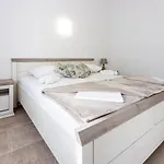 Apartament Ella Dramalj