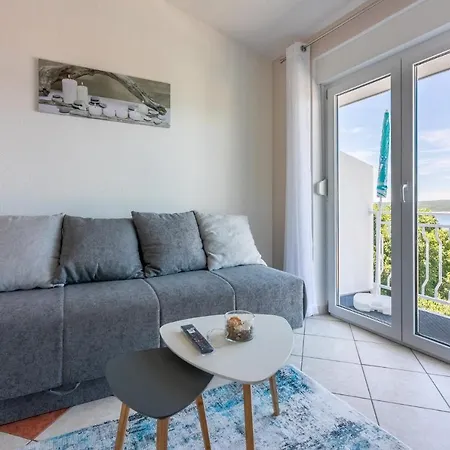 Ella Apartmán Dramalj